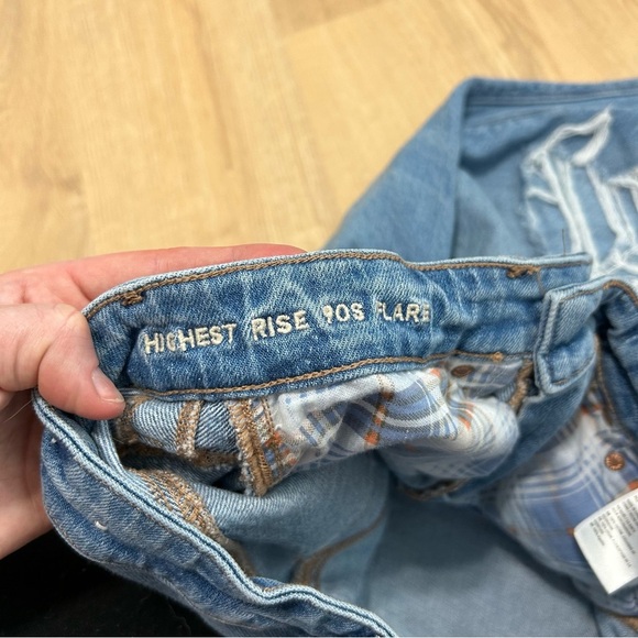 American Eagle Outfitters Highest Rise 90s Flare Blue Distressed Jeans Size 8 - Picture 7 of 8